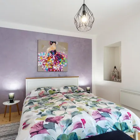Anna In Apartmán